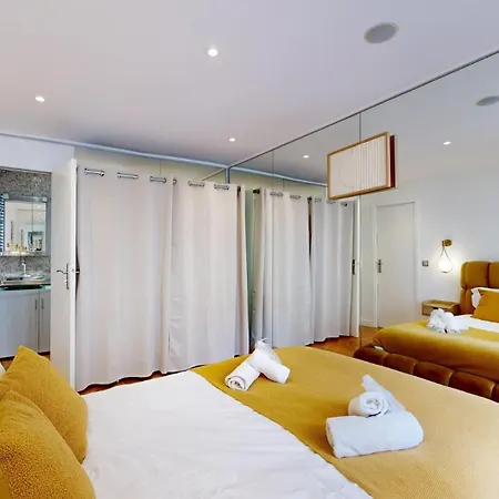 Bluestay 551 - Superb In * Paříž